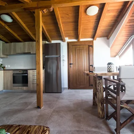 Golden Attic Apartment