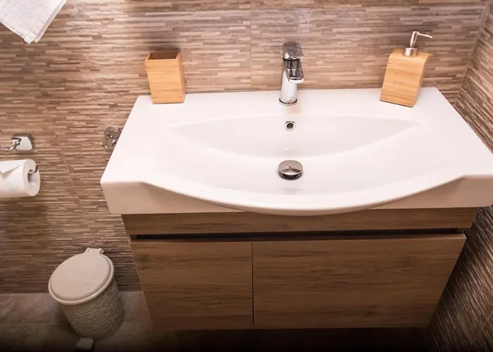 Golden Attic Néa Ródha