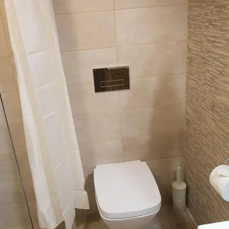 Golden Attic דירה